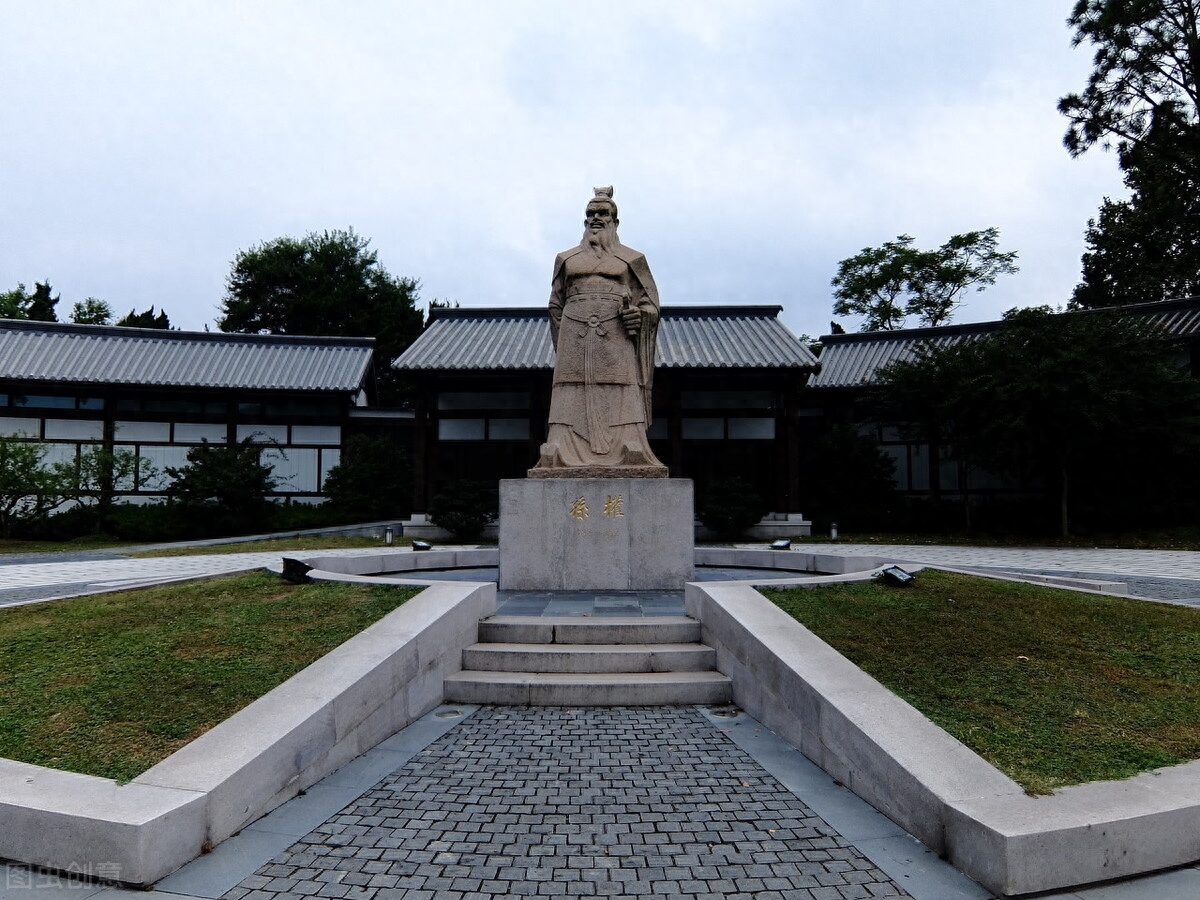 萌三国上孙权的长相_孙权长相三国演义的介绍_孙权长相奇特